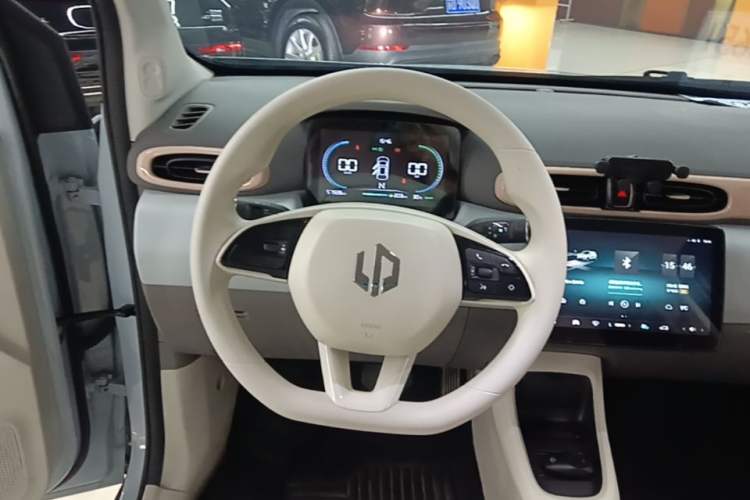Used Leapmotor T03 2023 310 Lite Edition Steering Wheel