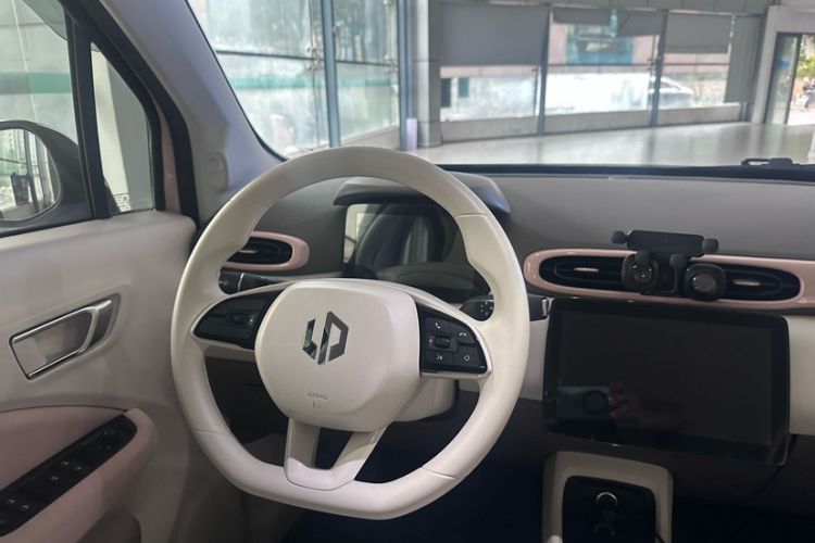 Used Leapmotor T03 2023 310 Lite Edition Steering Wheel