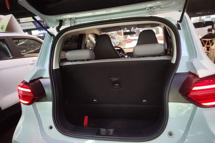 Used Leapmotor T03 2023 403 Smart Edition Trunk