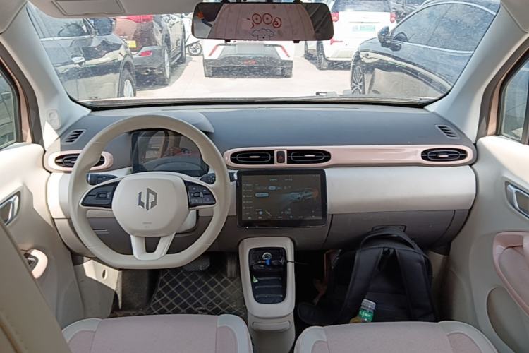 Used Leapmotor T03 2023 200 Lite Edition Center Console