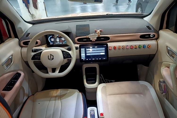 Used Leapmotor T03 2023 310 Lite Edition Center Console