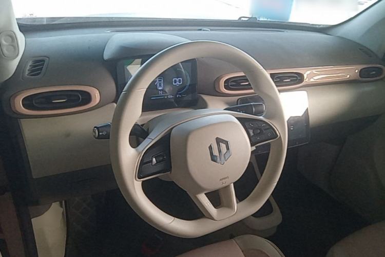 Used Leapmotor T03 2023 403 Lite Edition Center Console
