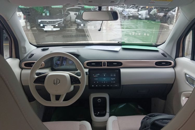 Used Leapmotor T03 2023 310 Lite Edition Center Console