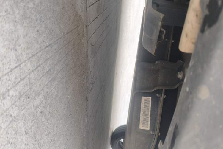 Used Leapmotor T03 2023 310 Lite Edition Chassis Front Left