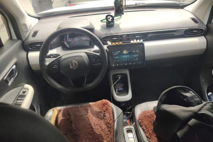 Used Leapmotor T03 2023 310 Lite Edition Center Console