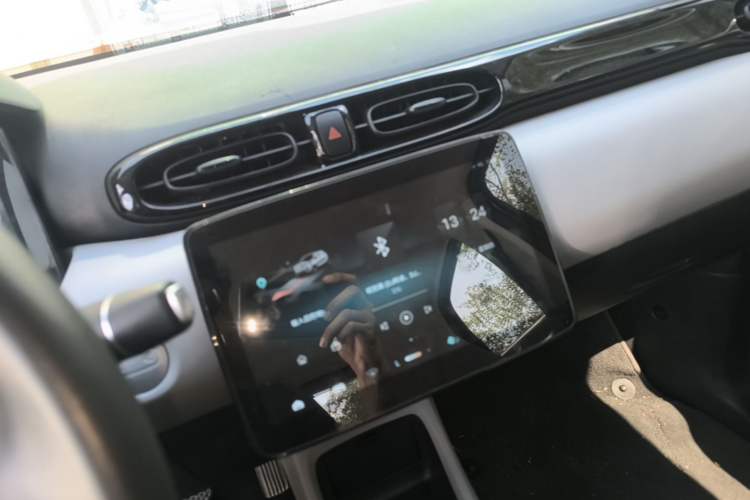 Used Leapmotor T03 2023 200 Lite Edition Audio And AC Panel