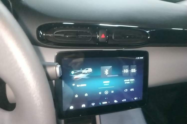 Used Leapmotor T03 2023 310 Lite Edition Audio And AC Panel