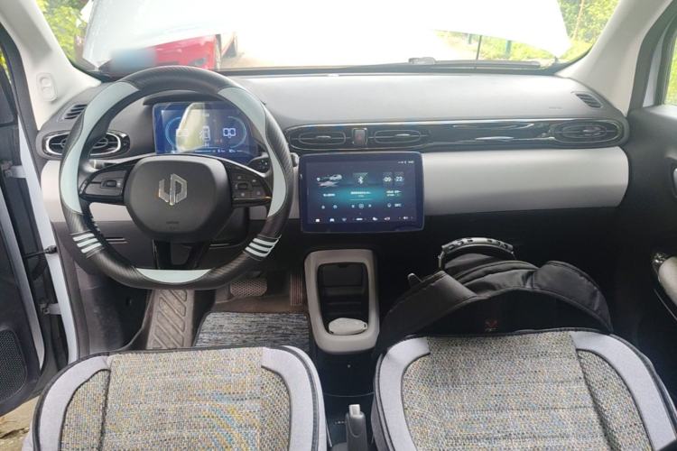 Used Leapmotor T03 2023 200 Lite Edition Center Console