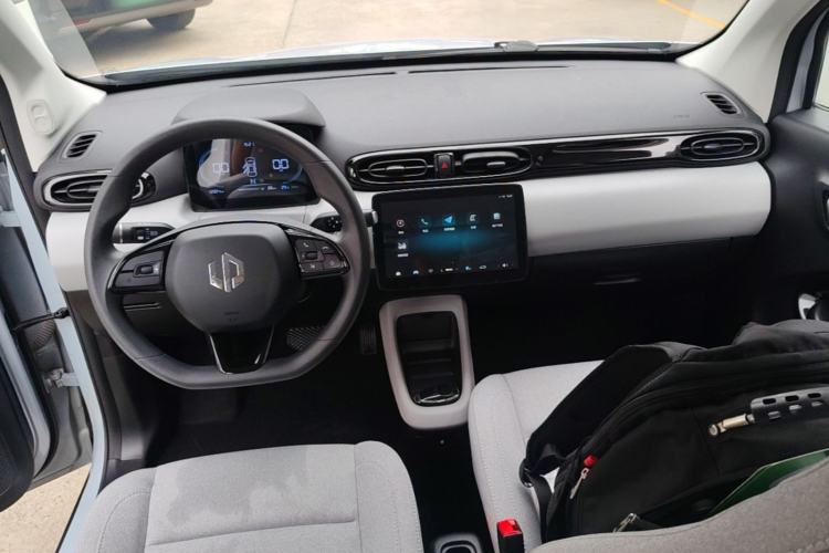 Used Leapmotor T03 2023 310 Lite Edition Center Console