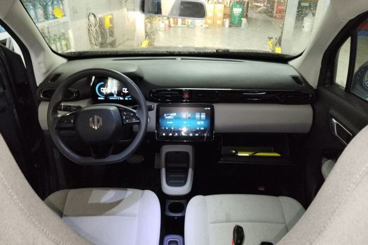 Used Leapmotor T03 2023 310 Lite Edition Center Console
