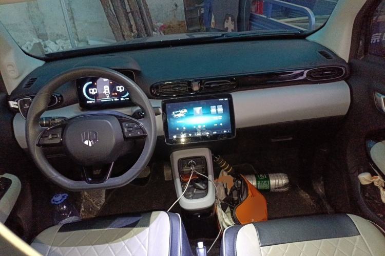 Used Leapmotor T03 2023 200 Lite Edition Center Console
