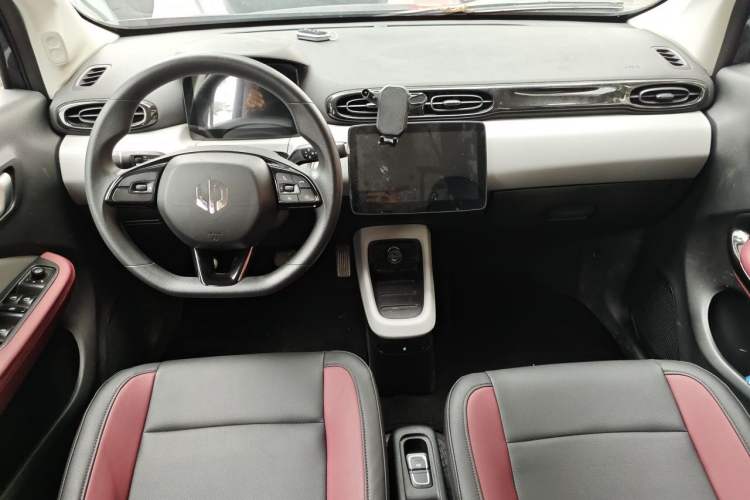 Used Leapmotor T03 2023 310 Lite Edition Center Console
