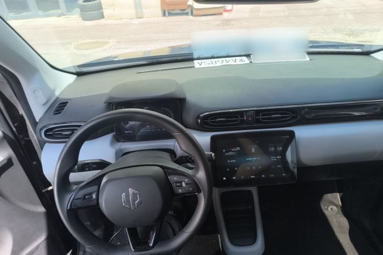 Used Leapmotor T03 2023 200 Lite Edition Center Console