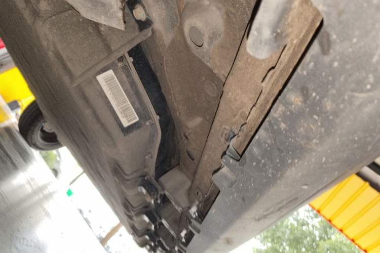 Used Leapmotor T03 2023 310 Lite Edition Chassis Front Left