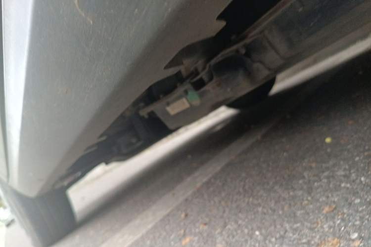 Used Leapmotor T03 2023 200 Lite Edition Chassis Front Left