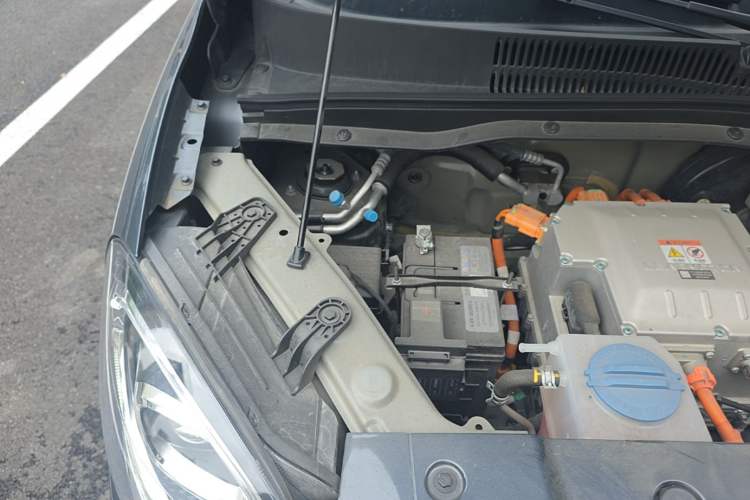 Used Leapmotor T03 2023 403 Lite Edition Engine Bay Right