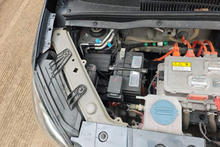 Used Leapmotor T03 2023 200 Lite Edition Engine Bay Right