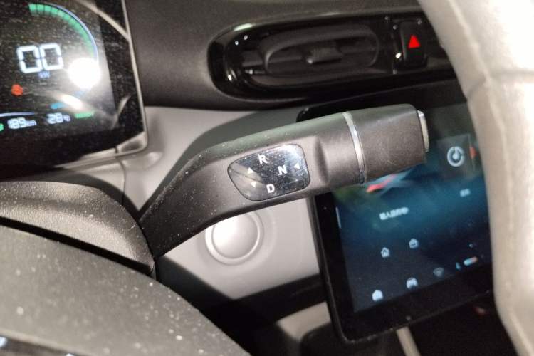 Used Leapmotor T03 2023 310 Lite Edition Gear Lever