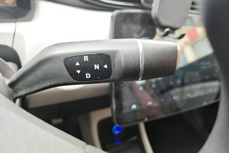 Used Leapmotor T03 2023 310 Lite Edition Gear Lever