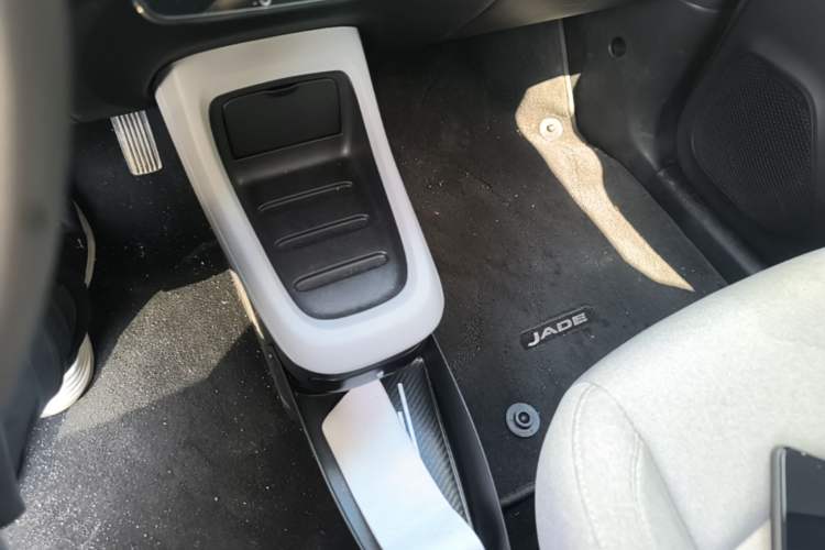 Used Leapmotor T03 2023 200 Lite Edition Gear Lever