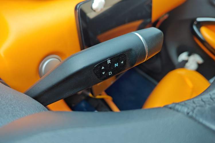 Used Leapmotor T03 2023 403 Smart Edition Gear Lever