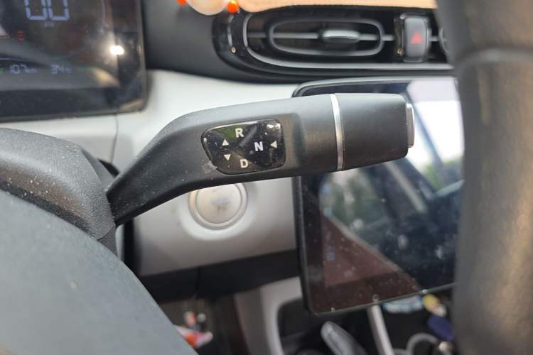 Used Leapmotor T03 2023 403 Lite Edition Gear Lever