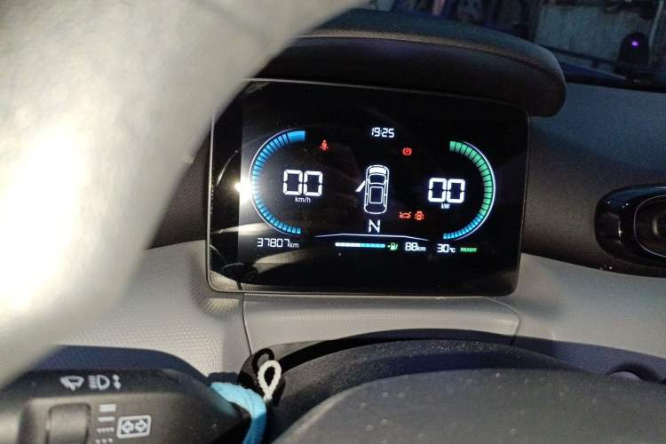 Used Leapmotor T03 2023 200 Lite Edition Instrument Cluster