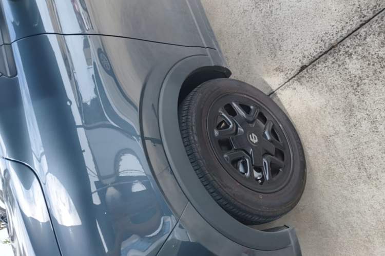 Used Leapmotor T03 2023 310 Lite Edition Left Front Wheel Hub