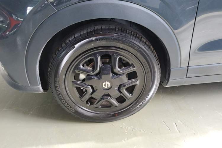 Used Leapmotor T03 2023 310 Lite Edition Left Front Wheel Hub