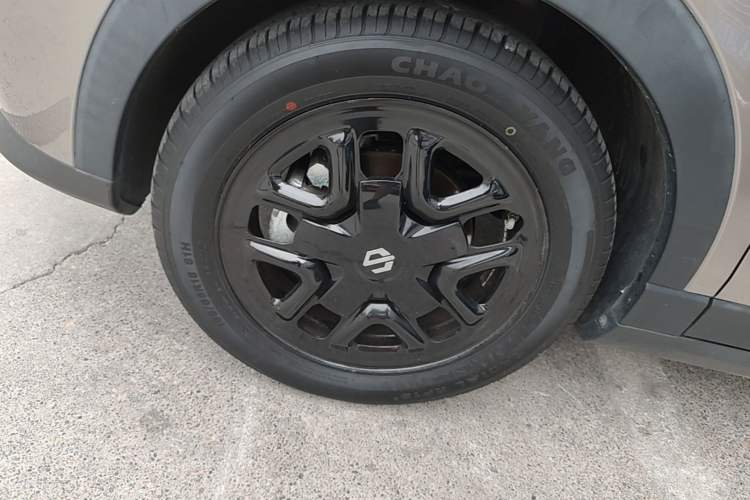 Used Leapmotor T03 2023 310 Lite Edition Left Front Wheel Hub