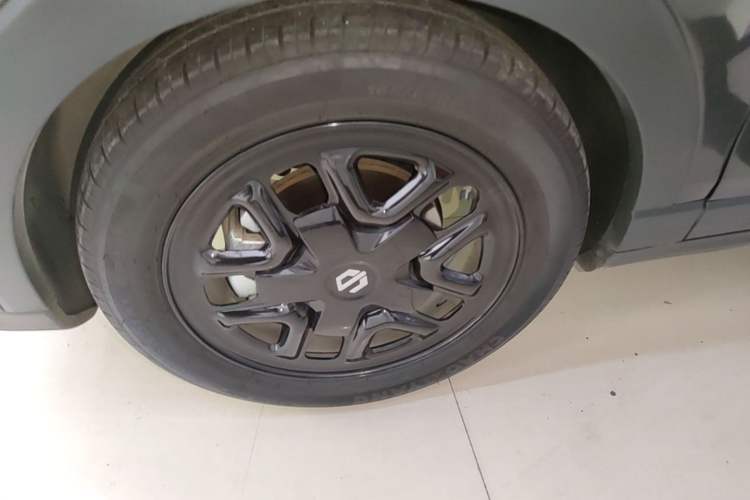 Used Leapmotor T03 2023 403 Lite Edition Left Front Wheel Hub