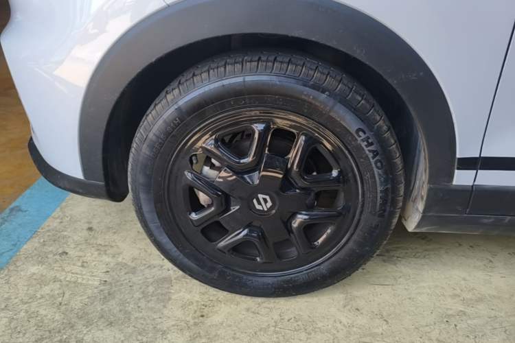Used Leapmotor T03 2023 310 Lite Edition Left Front Wheel Hub