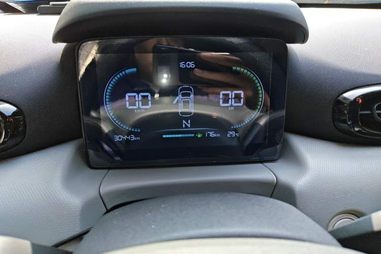 Used Leapmotor T03 2023 310 Lite Edition Odometer Close Up