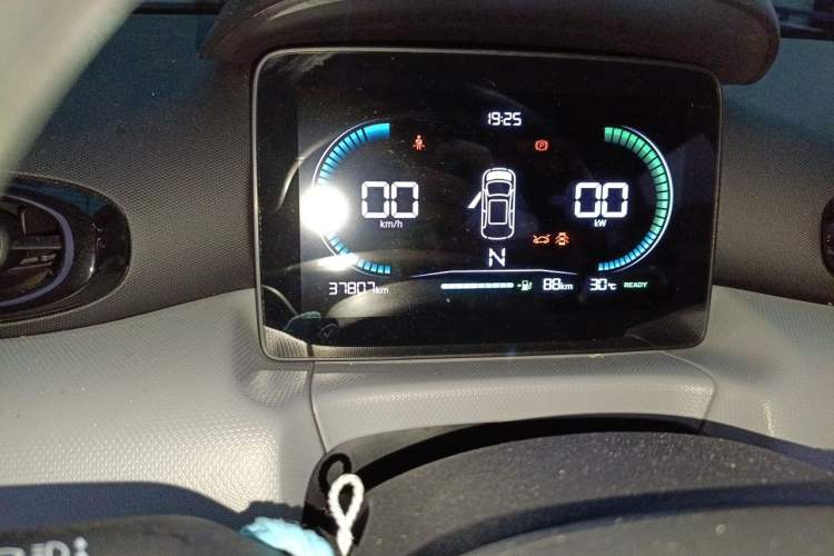 Used Leapmotor T03 2023 200 Lite Edition Odometer Close Up