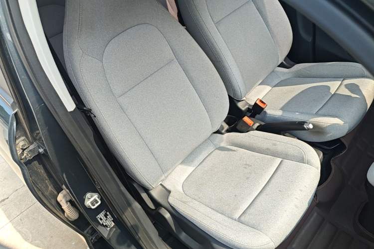 Used Leapmotor T03 2023 200 Lite Edition Right Front Seat