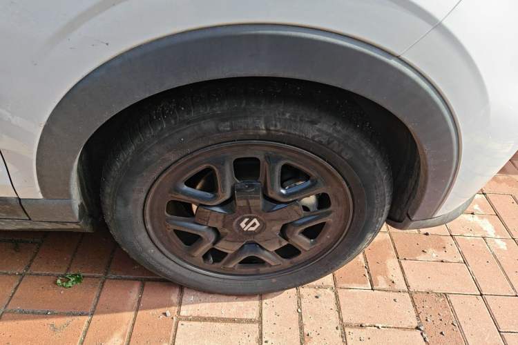 Used Leapmotor T03 2023 310 Lite Edition Right Front Wheel Hub