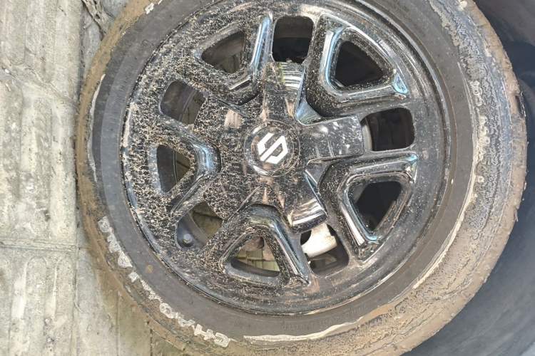 Used Leapmotor T03 2023 310 Lite Edition Right Front Wheel Hub