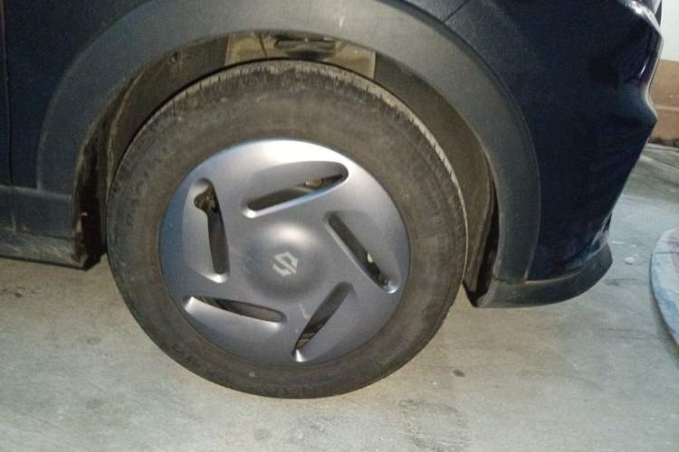 Used Leapmotor T03 2023 200 Lite Edition Right Front Wheel Hub