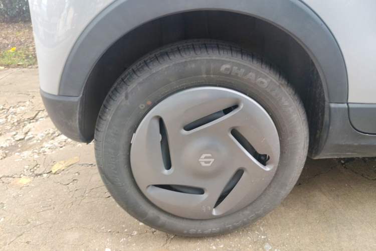 Used Leapmotor T03 2023 200 Lite Edition Right Rear Wheel Hub