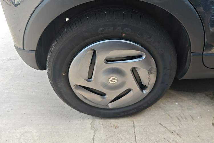 Used Leapmotor T03 2023 200 Lite Edition Right Rear Wheel Hub