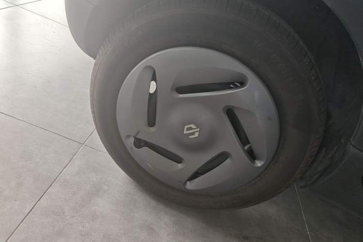 Used Leapmotor T03 2023 200 Lite Edition Right Rear Wheel Hub