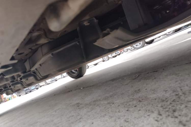 Used Leapmotor T03 2023 310 Lite Edition Right Side Sill