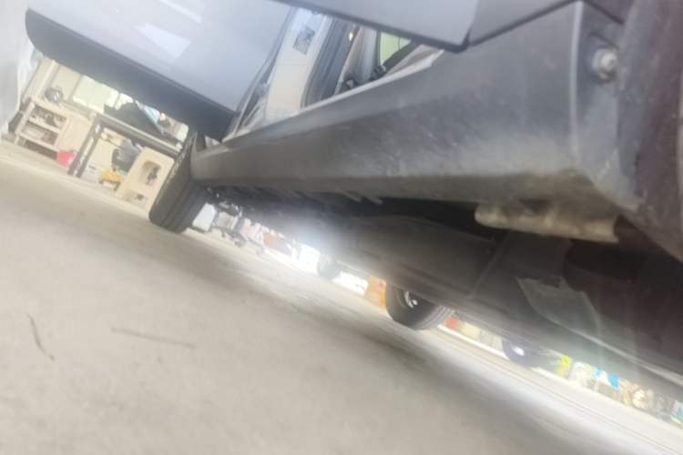 Used Leapmotor T03 2023 310 Lite Edition Right Side Sill