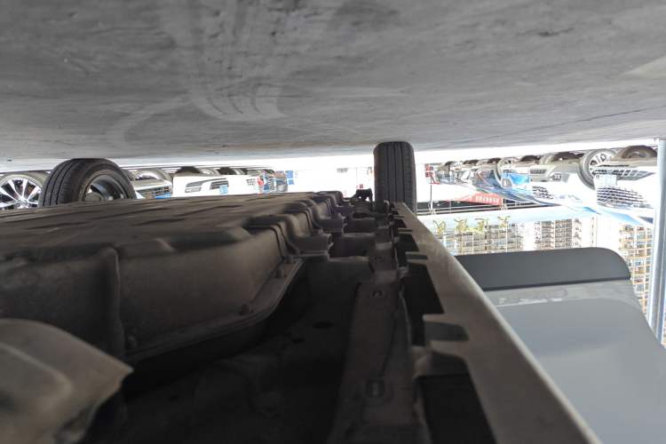 Used Leapmotor T03 2023 310 Lite Edition Right Side Sill