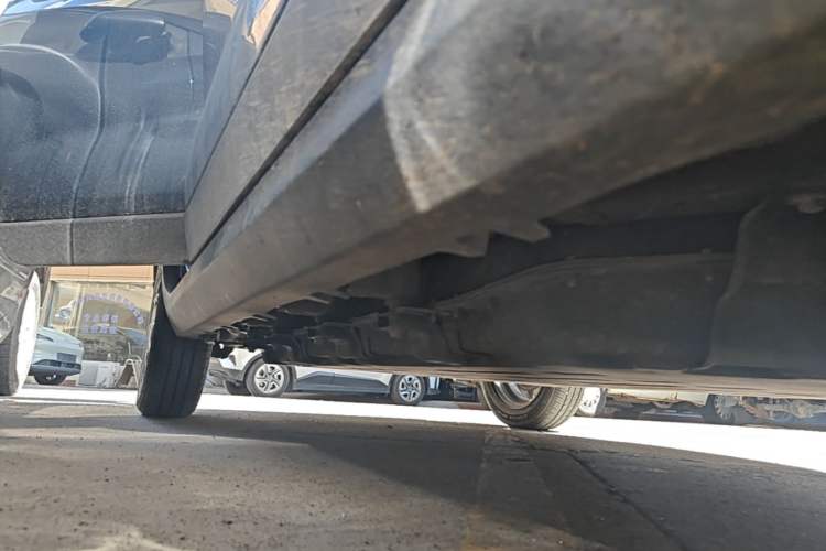 Used Leapmotor T03 2023 310 Lite Edition Right Side Sill