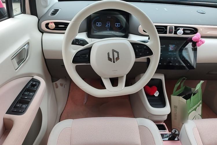 Used Leapmotor T03 2023 310 Lite Edition Steering Wheel
