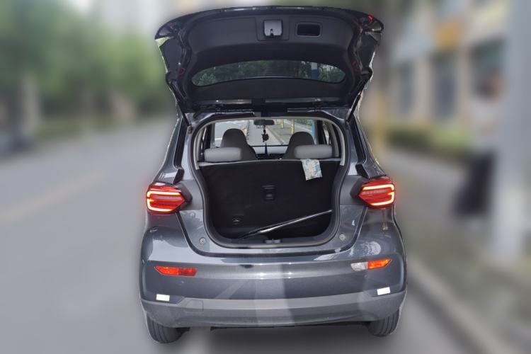 Used Leapmotor T03 2023 200 Lite Edition Trunk