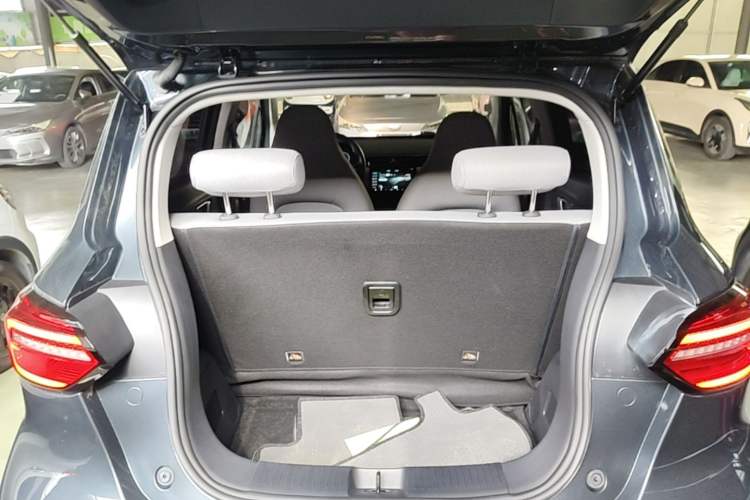 Used Leapmotor T03 2023 310 Lite Edition Trunk