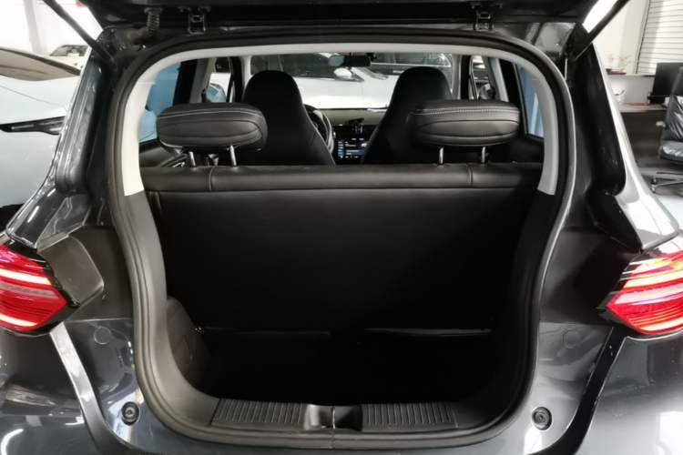 Used Leapmotor T03 2023 403 Lite Edition Trunk
