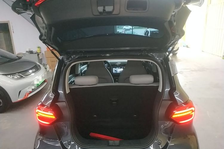 Used Leapmotor T03 2023 200 Lite Edition Trunk